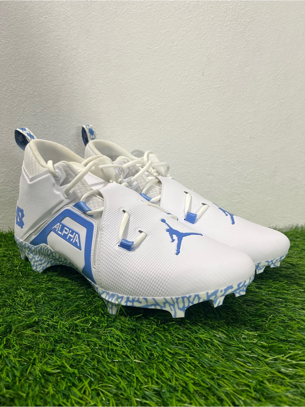 Nike Air Jordan Alpha Menace Elite 3 UNC PE Football Cleats DH3365-105 Sz 14.5w